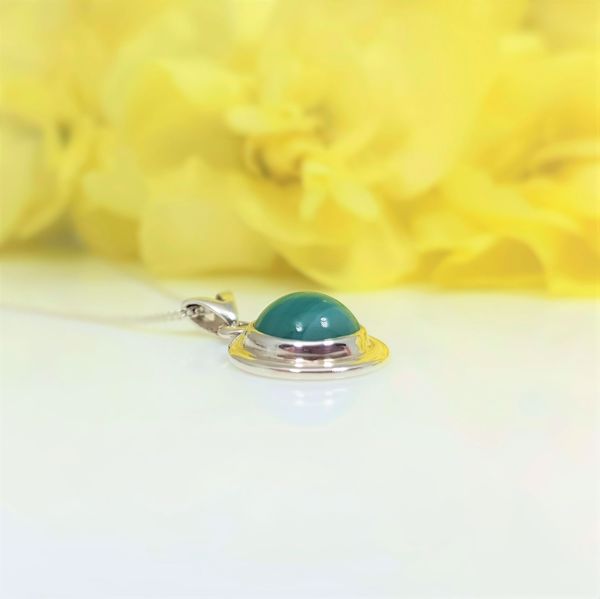 Picture of Green striped agate pendant