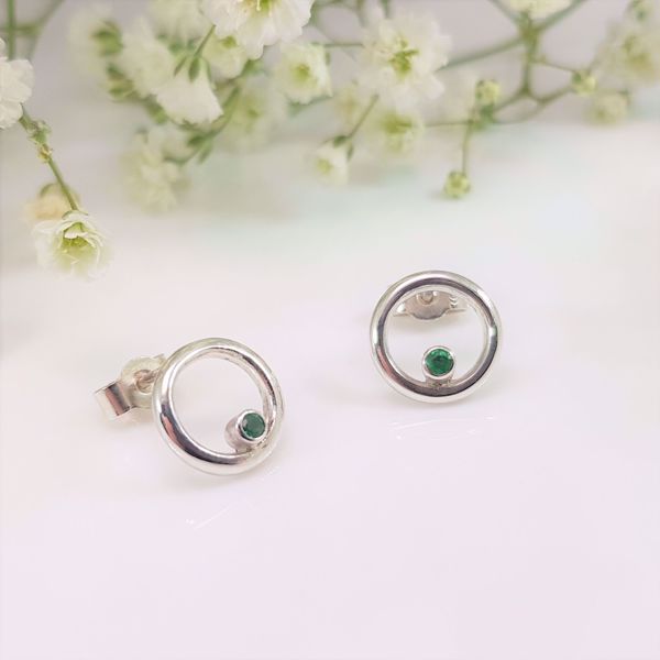 Picture of Emerald ring earrings